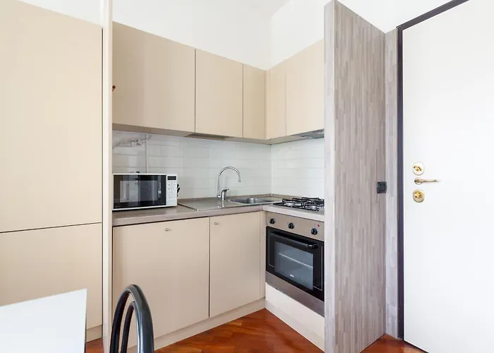 Bright & Comfy With Parking Apartament *