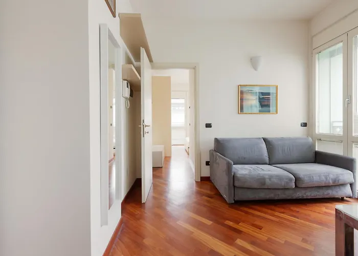 Bright & Comfy With Parking * Mediolan